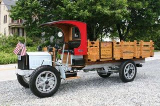 1920s delivery truck