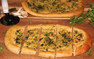 garlic-flat-bread Chitra
