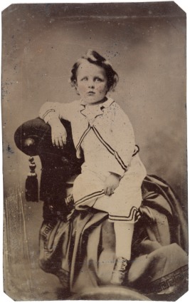 Victorian boy_tin-type photo 1856-1900 wikimedia